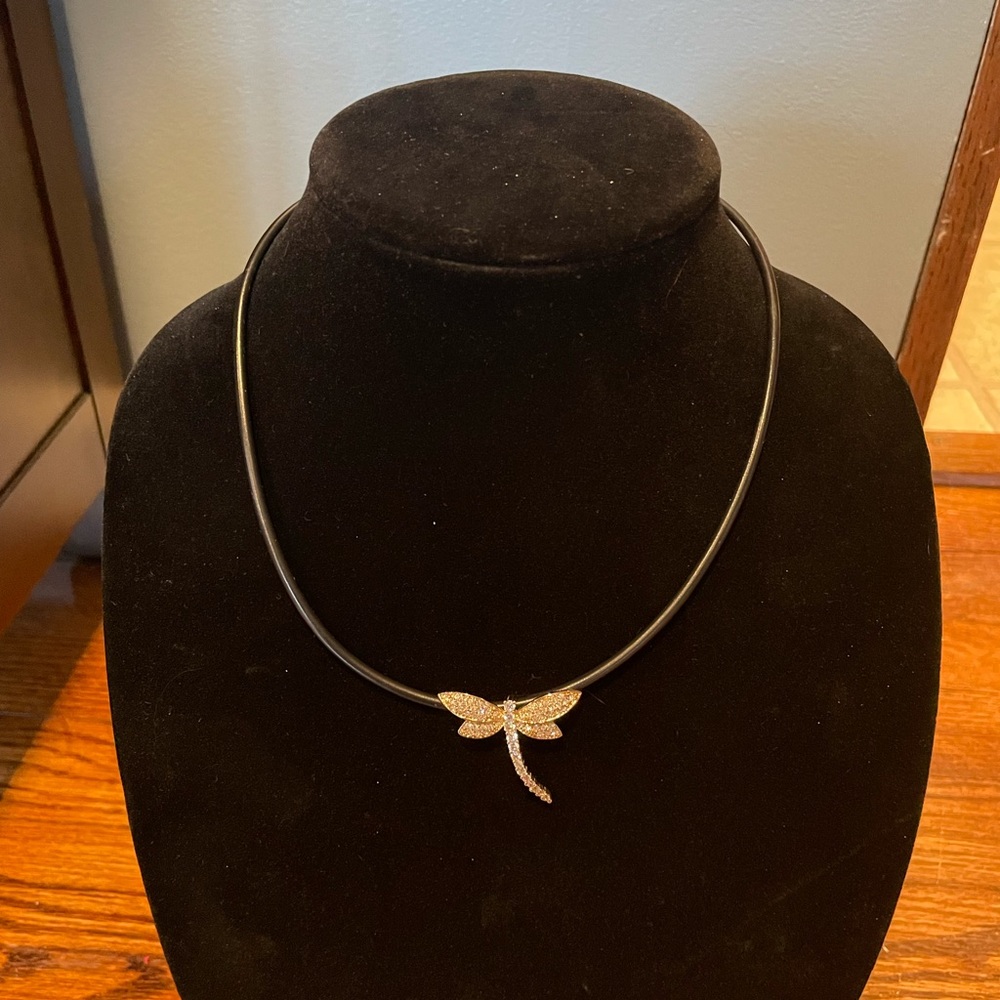 Leather necklace with dragonfly charm